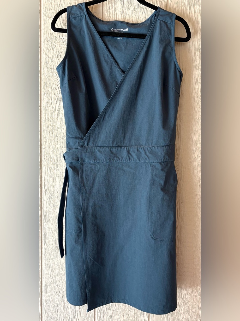 United By Blue Wrap Dress Large Blue Sleeveless Utility Travel Pockets - Picture 1 of 7